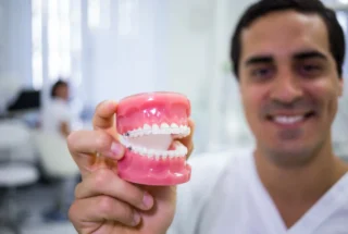 Denture Set In Lucknow